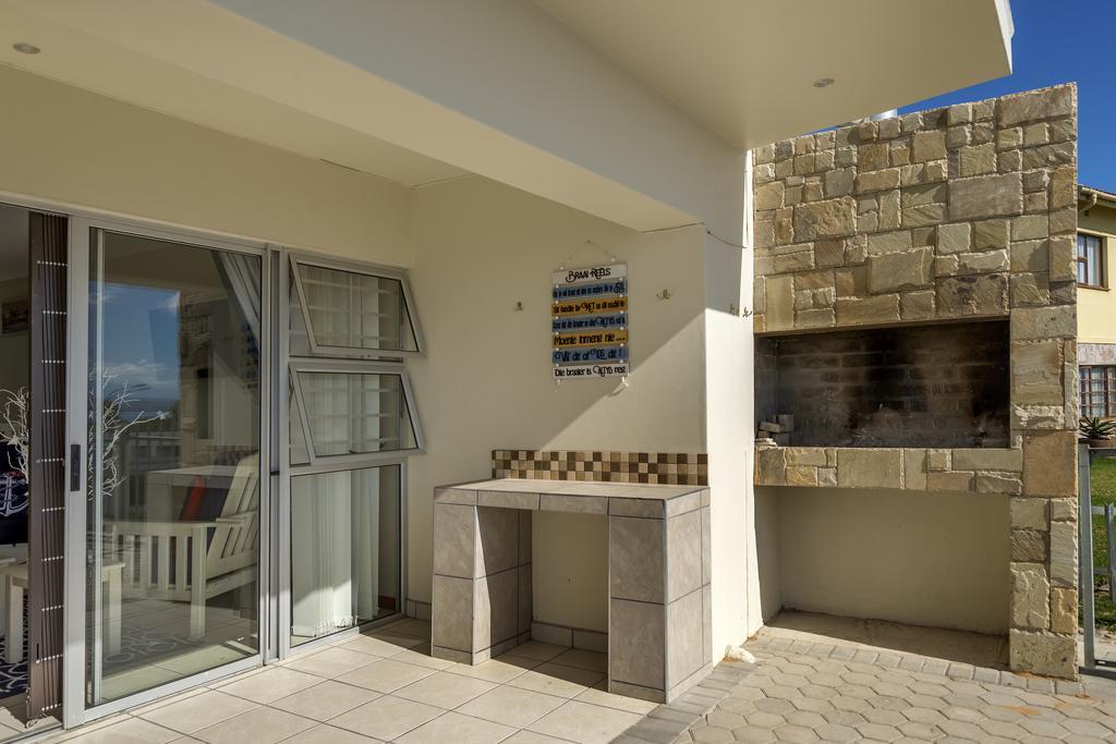 The White House Apartment Mossel Bay Exterior foto